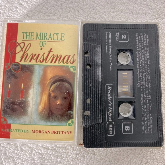 Vintage Holiday Christmas Music Cassette Tapes X12 - Picture 12 of 15